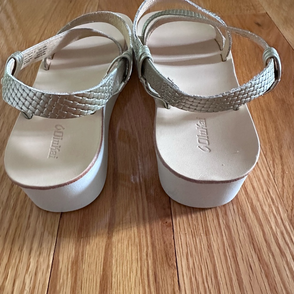 Olukai Onohi Women’s Strappy Leather Sandals, size 8 - Picture 6 of 7